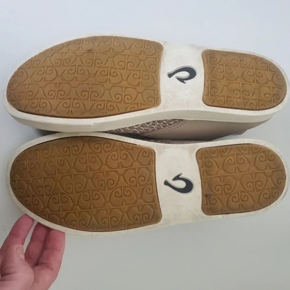 OluKai Women's Pehuea Island Inspired Breathable Mesh‎ Slip On Sneaker Shoes